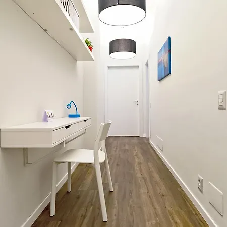 Italianway-castel Morrone 1/a * Milan